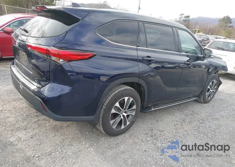 2022 Toyota Highlander Xle from USA, damaged, VIN 5TDHZRBH8NS251854